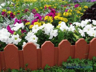 Dekoratív kerítések a virágágyások számára - a tervezők, fotók, ötletek legjobb ötletei